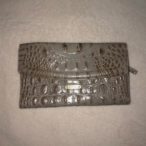 Brahmin wallet